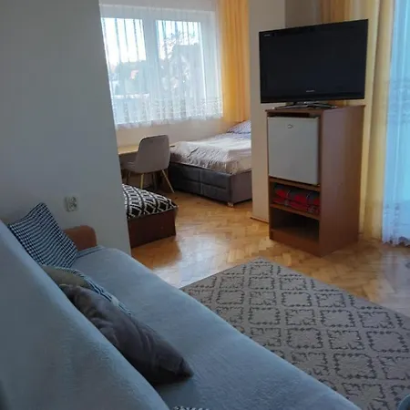 Przy Plazy- Morska 26 *